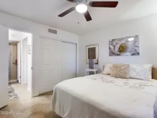 Photo #4: 6448181 Listing