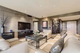 Photo #6: 6448260 Listing