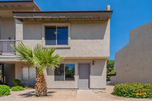 MLS: 6448434 Condo For Sale