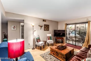 Photo #2: 6448477 Listing