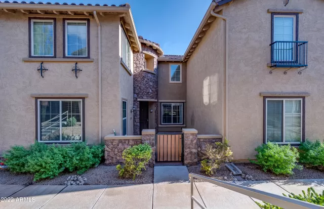 MLS: 6448482 Condo For Sale