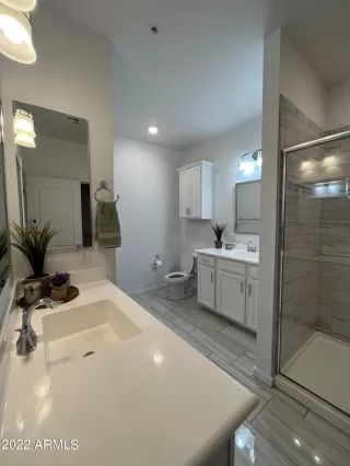 Photo #2: 6448490 Listing