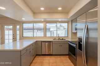 Photo #3: 6448574 Listing 