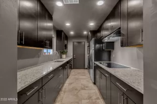 Photo #2: 6448819 Listing 