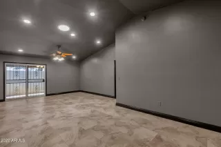 Photo #5: 6448819 Listing 