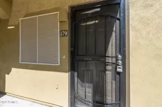 Photo #2: 6448992 Listing