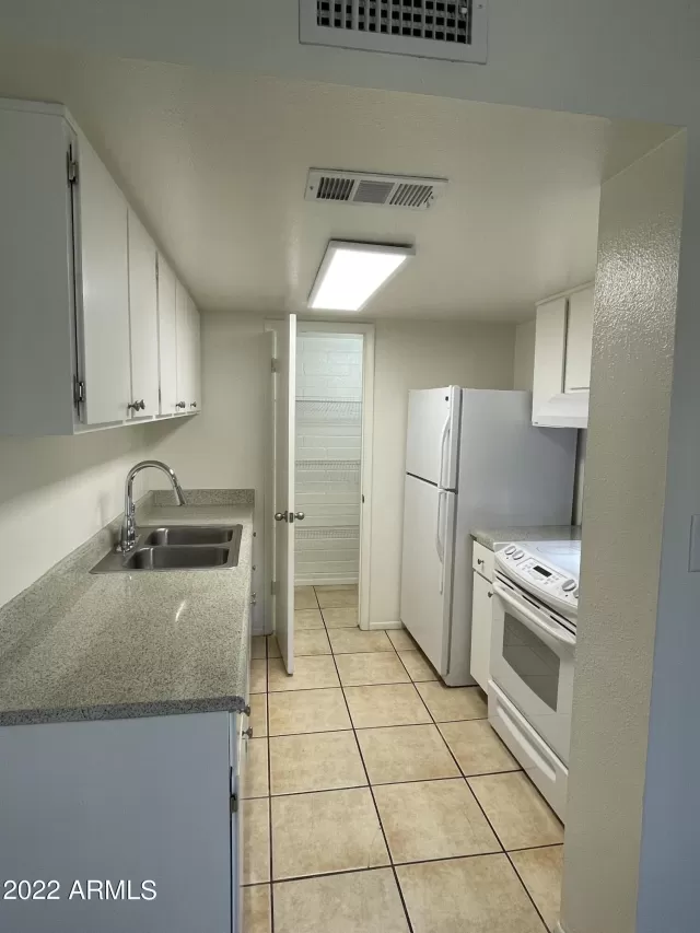 MLS: 6449431 Condo For Sale