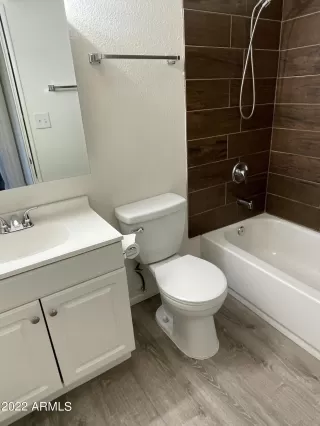 Photo #3: 6449431 Listing 