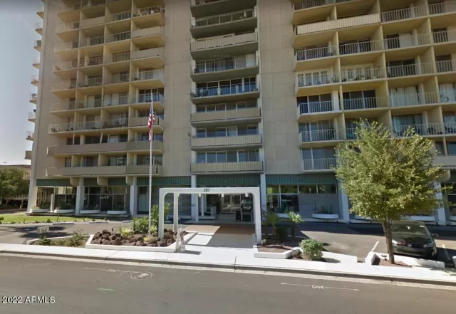 MLS: 6449542 Condo For Sale