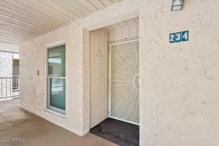 Photo #3: 6449551 Listing 