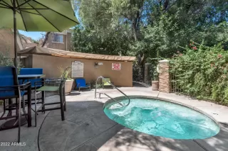 Photo #6: 6449740 Listing 