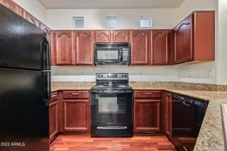 Photo #2: 6449787 Listing 