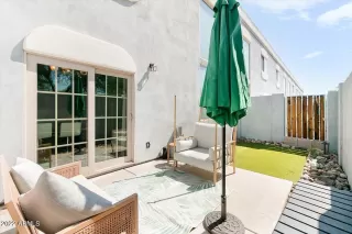 Photo #5: 6449906 Listing 