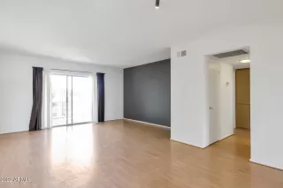 Photo #2: 6450309 Listing 