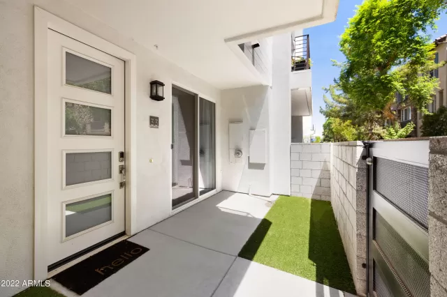 MLS: 6450327 Condo For Sale