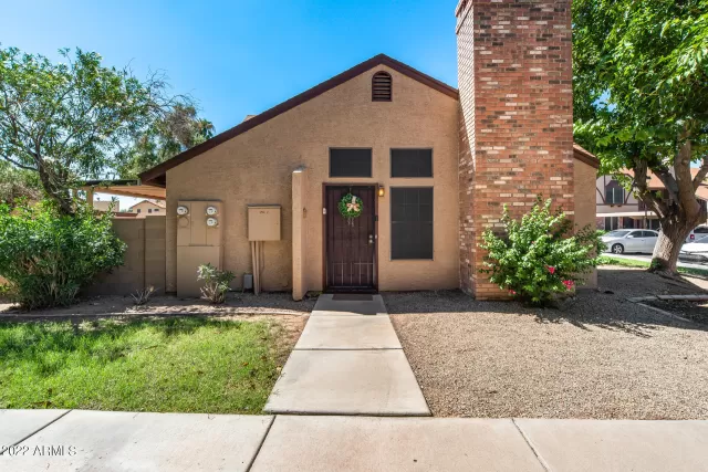 MLS: 6450354 Condo For Sale