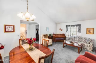 Photo #4: 6450354 Listing