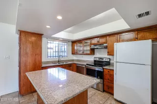 Photo #3: 6450424 Listing 