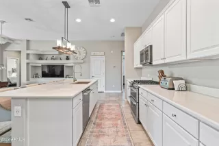 Photo #2: 6450437 Listing 