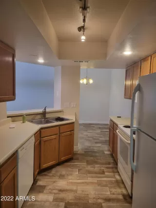 Photo #5: 6450446 Listing