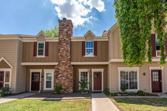 MLS: 6450491 Condo For Sale