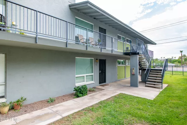 MLS: 6450503 Condo For Sale