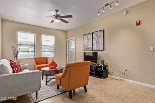 Photo #3: 6450701 Listing