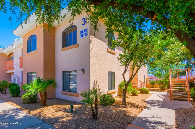 MLS: 6450751 Condo For Sale