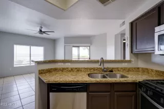 Photo #6: 6450751 Listing