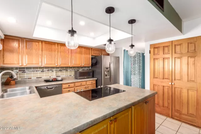 MLS: 6450824 Condo For Sale