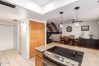 Photo #5: 6450824 Listing