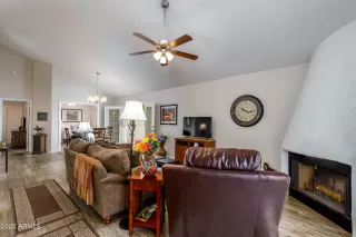 Photo #4: 6451010 Listing