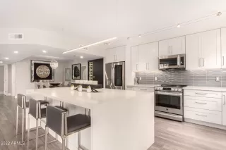 Photo #6: 6451013 Listing