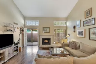 Photo #6: 6451190 Listing 