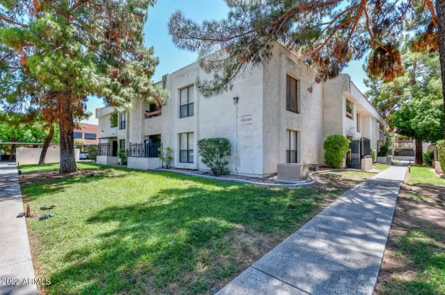 MLS: 6451588 Condo For Sale