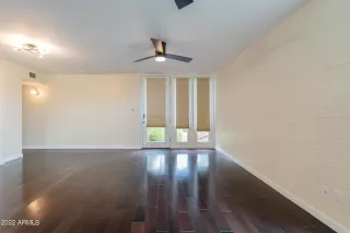 Photo #4: 6451716 Listing