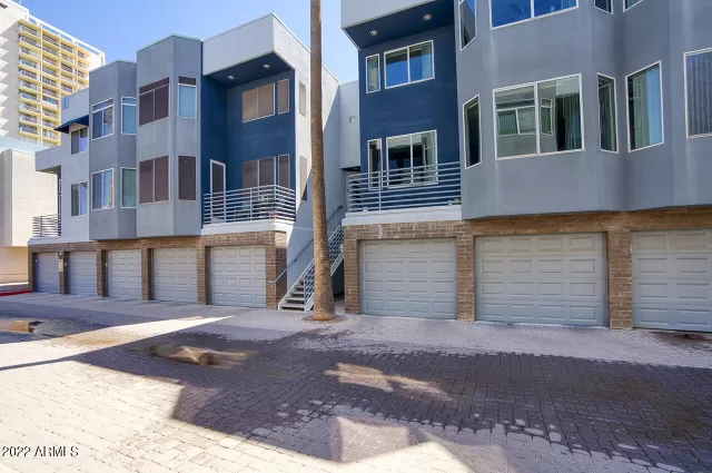 MLS: 6451812 Condo For Sale