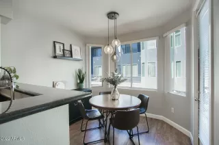 Photo #6: 6451812 Listing