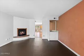 Photo #4: 6451836 Listing