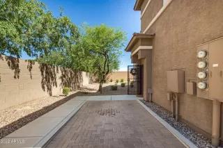 Photo #5: 6451840 Listing