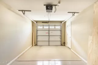 Photo #6: 6451840 Listing