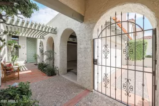 Photo #3: 6451881 Listing