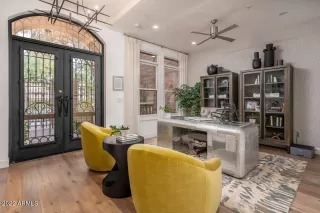 Photo #2: 6451937 Listing