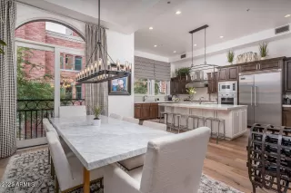 Photo #4: 6451937 Listing