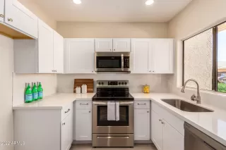 Photo #2: 6452115 Listing