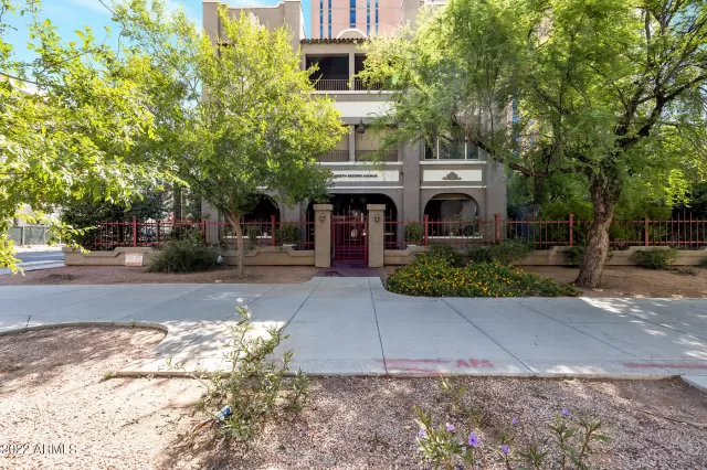 MLS: 6452233 Condo For Sale