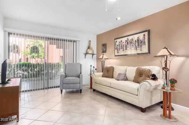 MLS: 6452278 Condo For Sale