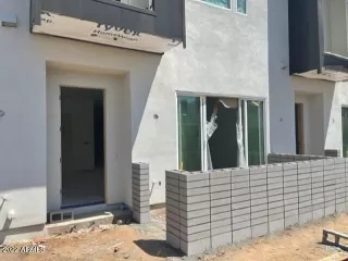 Photo #2: 6452344 Listing 