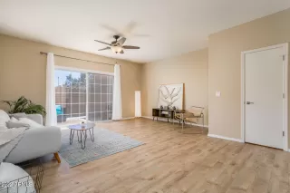 Photo #4: 6452410 Listing