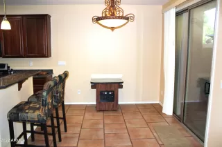 Photo #5: 6452542 Listing